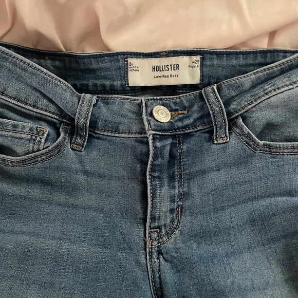 Hollister Low rise boot jeans - Picture 2 of 3
